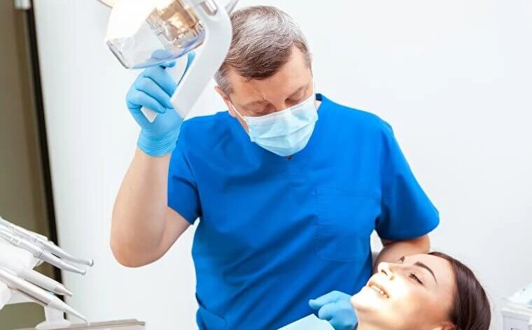 Консультація у стоматолога